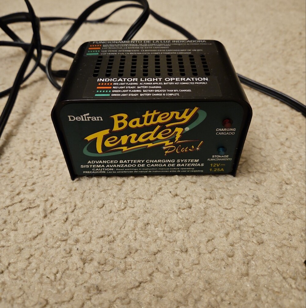 Deltran Battery Tender Plus 12V 1.25A Charger Maintainer